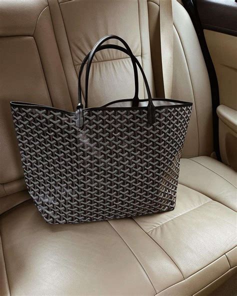 goyard purse cost|goyard france price 2022.